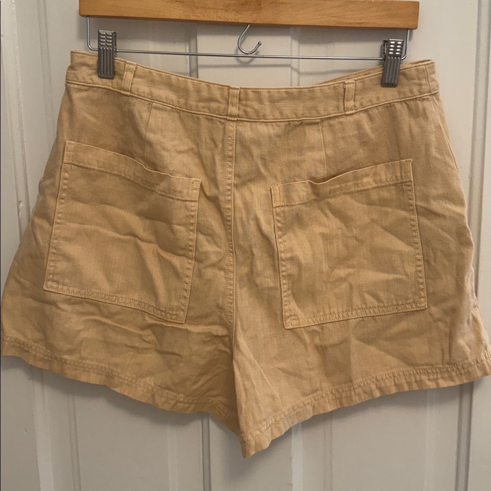 Universal Thread // High Waist Beige Shorts - Picture 3 of 4